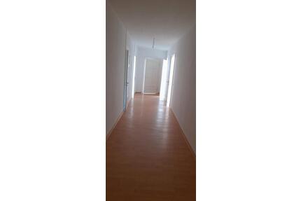 Zentrumsnah WG geeignete 4 Raumwohnung - Leipzig Nord