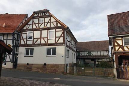 Resthof in ruhiger Lage mit viel Potenzial - Fritzlar Haddamar