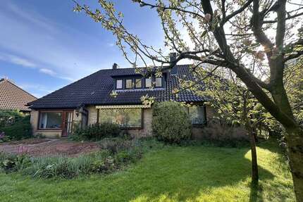 Haus zum Kaufen in Büdelsdorf 325.000,00 € 160 m²