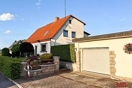 Haus zum Kaufen in Oelsnitz 210.000,00 € 110 m²