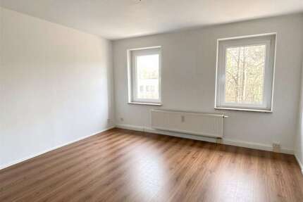 Wohnung zum Mieten in Groß Schacksdorf 241,00 € 49.2 m²