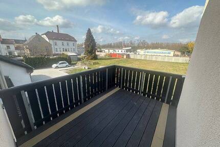 Mieter sucht Nachmieter - DFS731.OG - Erstbezug -neu renovierte 3 Raum WE mit Balkon in Mügeln