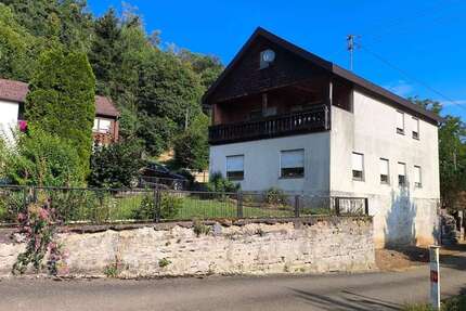 Haus zum Kaufen in Horb-Mühlen 172.000,00 € 141 m²