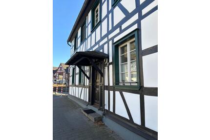 Schöne Altbau Erdgeschosswohnung mit Garten - Hennef (Sieg)