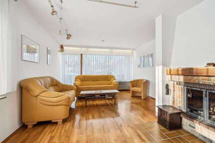 Haus zum Kaufen in Waldstetten 549.000,00 € 210 m²