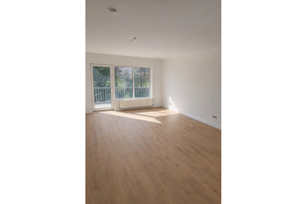 Moderne 2-Zimmer-Wohnung mit Balkon & Stellplatz – Mietwohnung - Bad Münder am Deister