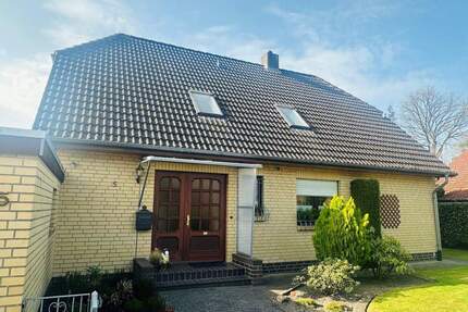 Großes, gepflegtes Einfamilienhaus mit Vollkeller in ruhiger Wohnlage - Wietzendorf