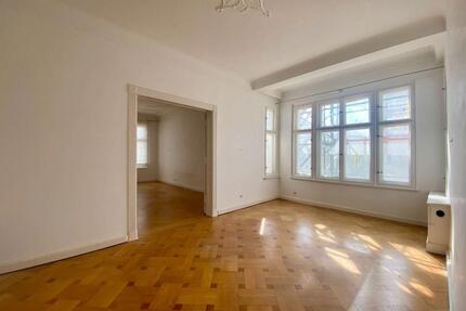 Güntzel-Kiez: bezugsfreie, gepflegte ETW mit Balkon und Aufzug - Berlin Charlottenburg-Wilmersdorf