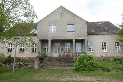 Haus zum Kaufen in Sonnenberg 180.000,00 € 261 m²