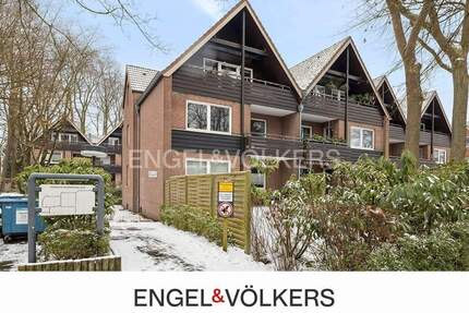 Modernisierte 3-Zimmer-Wohnung mit Balkon und TG-Stellplatz in zentraler Lage - Ahrensburg