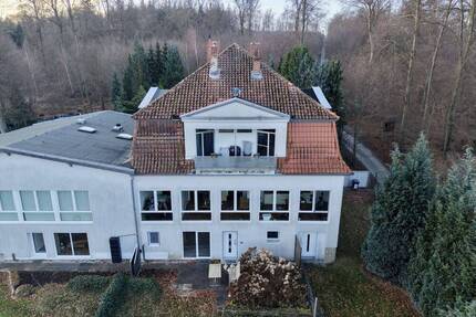 Modernes Zweifamilienhaus direkt am Waldrand und idyllischem Blick - Barsinghausen Hohenbostel