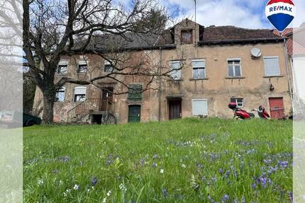Attraktives Baugrundstück mit Altbestand - Doppelgrundstück mit Entwicklungspotenzial - Mandelbachtal Ommersheim