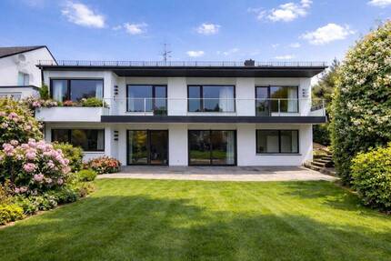 Freistehendes Einfamilienhaus mit großzügigem Grundstück, ruhige Wohnlage KO-Karthause - Koblenz