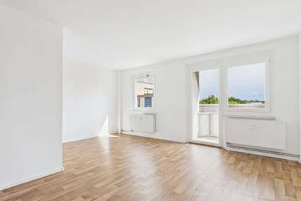 Wohnung zum Mieten in Chemnitz 305,00 € 53.54 m²