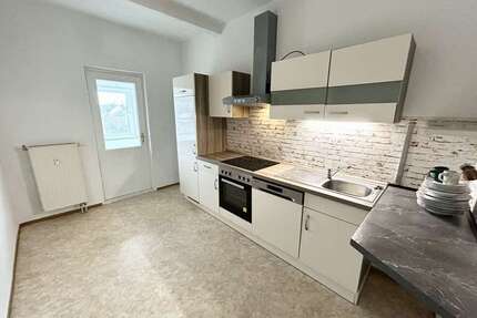 Wohnung zum Mieten in Chemnitz 425,00 € 75 m²