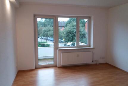 2 Zimmer Wohnung mit sonnigem Balkon zum 01.01.2027 frei - Rendsburg