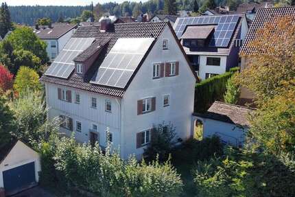 Haus zum Kaufen in Freudenstadt 475.000,00 € 228 m²