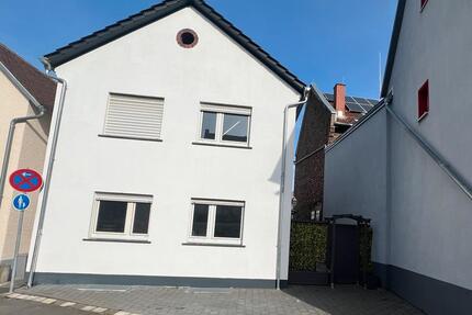 Hausverkauf - 299.000,00&nbsp;EUR Kaufpreis, ca.&nbsp; 100,00&nbsp;m&sup2; in Ober-Mörlen (PLZ: 61239)