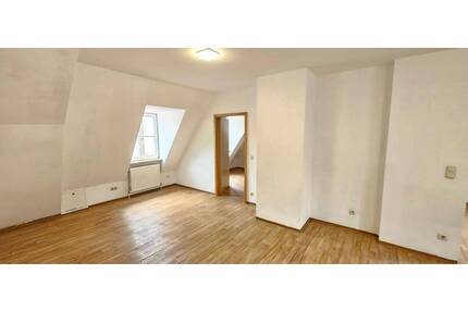 Einziehen und Leben - Attraktive 2 Zimmer Wohnung in der Amberger Altstadt