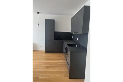 Neubau 2-Zimmer-Wohnung mit EBK im Penthouse-Stil München-Lochhausen