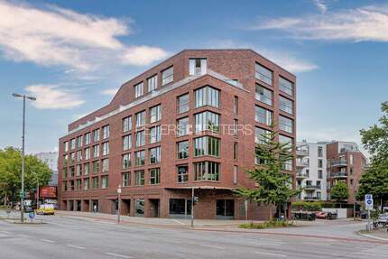 + Buntes Treiben auf zwei Ebenen: Ihre Maisonette-Wohnung mit eigener Dachterrasse! + - Hamburg Altona-Altstadt