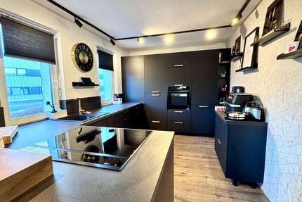 Haus zum Kaufen in Brand-Erbisdorf 435.000,00 € 324 m²
