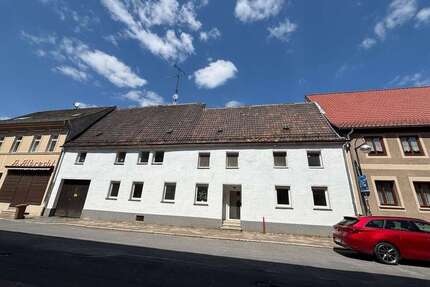 Haus zum Kaufen in Zörbig 125.000,00 € 276 m²