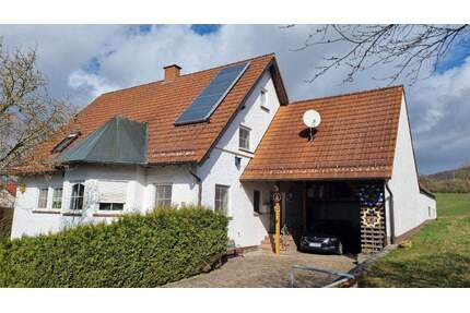 Wunderschön gelegenes Einfamilienhaus mit Einliegerwohnung! - Geroda Platz