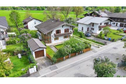 Mehrfamilienhaus mit 2 Wohneinheiten in Bestlage von Bad Reichenhall Karlstein