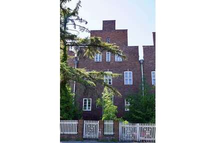 Haus zum Kaufen in Berlin 1.500.000,00 € 190 m²