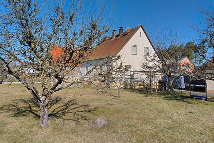 Einfamilienhaus zum Vermieten - 500,00&nbsp;EUR Kaltmiete, ca.&nbsp; 80,00&nbsp;m&sup2; in Bodenwöhr (PLZ: 92439)