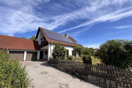 Haus zum Kaufen in Obertraubling 699.000,00 € 180.08 m²