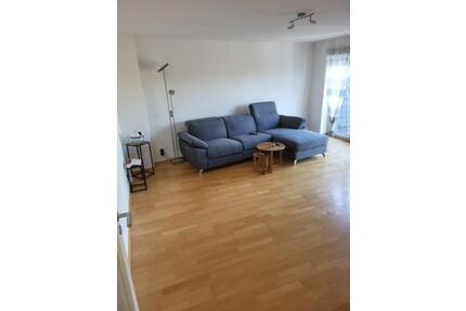 Schöne.helle 2 Z DG Wohnung Parkett Einbauküche Fussgängerzone - Altenkirchen (Westerwald)