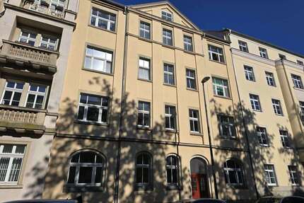 Wohnung zum Kaufen in Dresden 220.000,00 € 72.97 m²