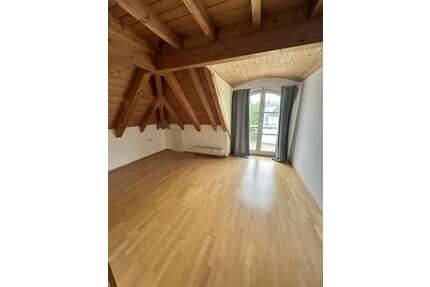 Wohnung zum Mieten in Reutlingen 1.100,00 € 101 m²
