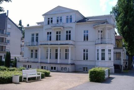 Repräsentativ: BüroPraxisSchulung im alten Stadthaus im Herzen von Bad Pyrmont