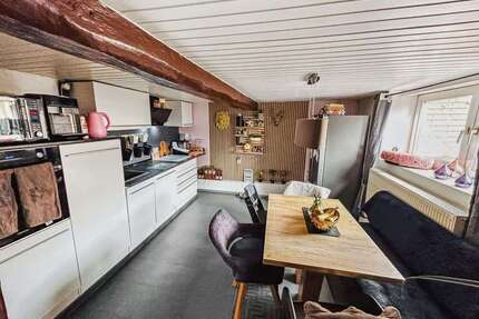 Haus zum Kaufen in Homberg 95.000,00 € 85 m²