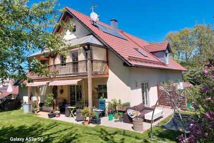 4Zi. Dachgeschoss auf 150qm - 1.650,00&nbsp;EUR Kaltmiete, ca.&nbsp; 150,00&nbsp;m&sup2; in Schweitenkirchen (PLZ: 85301)
