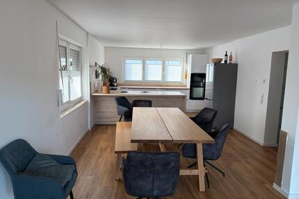 Einfamilienhaus , 7 Zimmer und großer Garten - provisionsfrei - Saarlouis