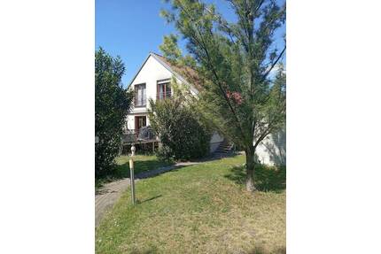 Unverbaubarer Gartenblick mit großem HausMehrfamilienhaus in Berlin