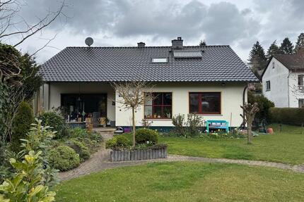 Großes Einfamilienhaus mit Einliegerwohnung in Braunfels-Stadt