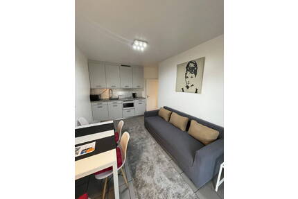 Mitten in der Altstadt! Schöne 2-Zimmer Wohnung nähe Carlsplatz - Düsseldorf
