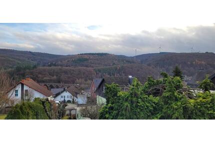 4 ZKB in Bad Endbach - 750,00&nbsp;EUR Kaltmiete, ca.&nbsp; 106,00&nbsp;m&sup2; in Bad Endbach (PLZ: 35080)