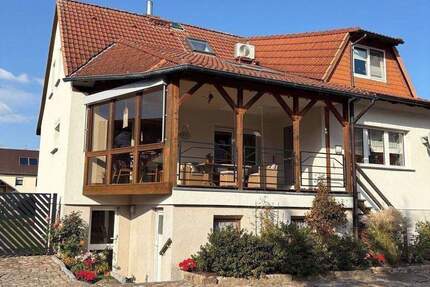 Exklusives Einfamilienhaus mit zusätzlicher Wohneinheit in Stendal OT Uenglingen