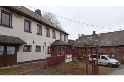 Haus zum Kaufen in Schwarzenbach am Wald 115.000,00 € 200 m²