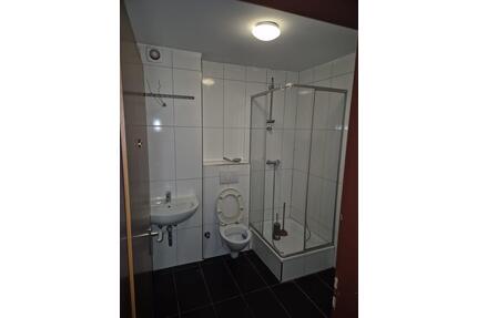 Helle 3,5-Zimmer-Wohnung (75 m²) – Erstbezug nach Renovierung - Oberhausen Biefang