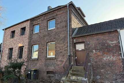 Haus zum Kaufen in Duisburg 119.000,00 € 73.25 m²