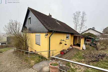 Haus zum Kaufen in Einbeck 129.000,00 € 142.75 m²