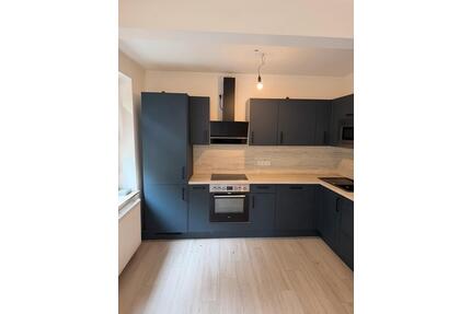 2 - Zimmer - Wohnung 53 qm - 829,00&nbsp;EUR Kaltmiete, ca.&nbsp; 53,00&nbsp;m&sup2; in Solingen (PLZ: 42651)