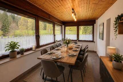 Wohnung zum Kaufen in Bad Herrenalb 155.000,00 € 76.35 m²